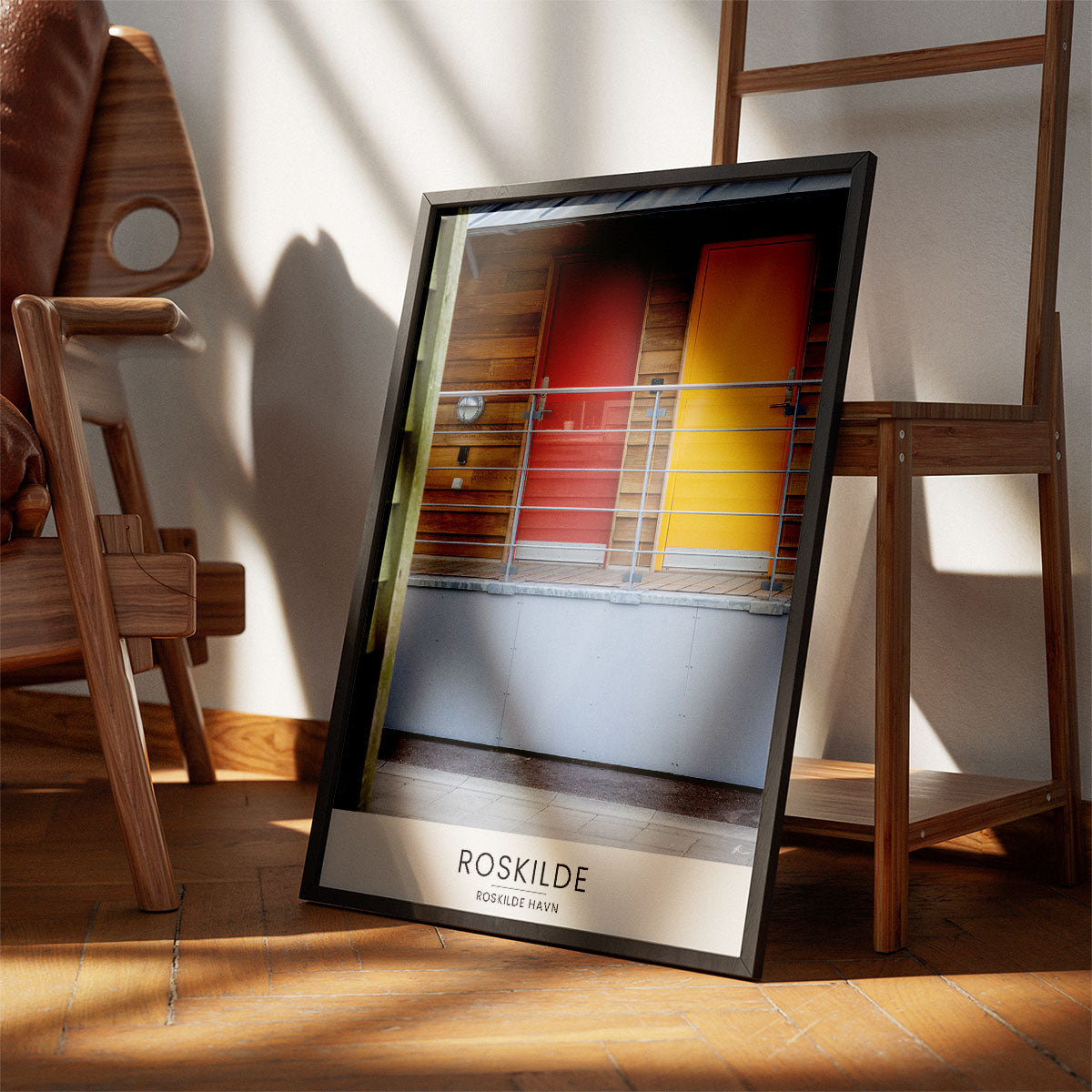 Farvede døre ved havnen