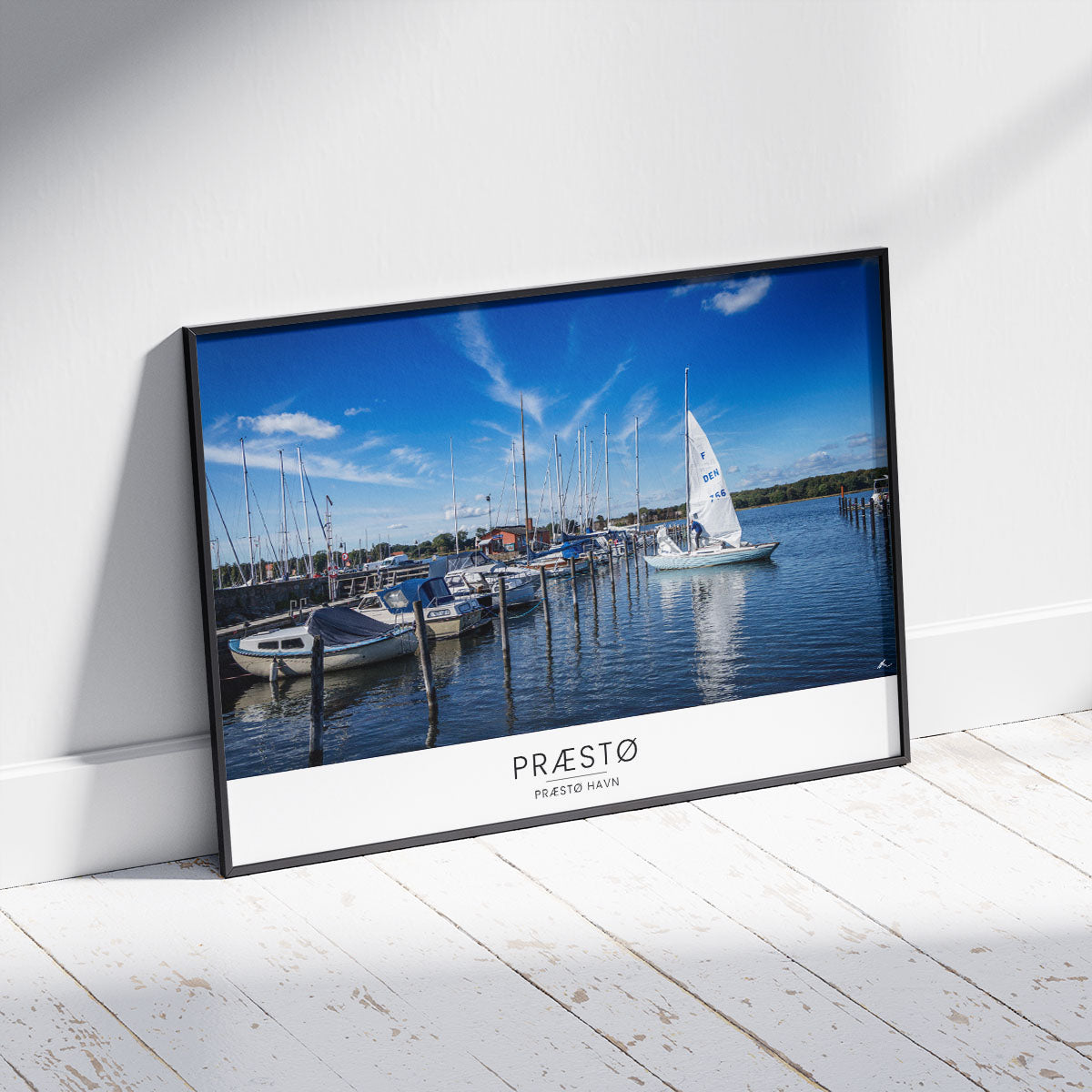 Sejlet hejses ved Præstø Havn I