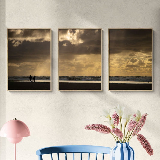 Plakater til stuen - 3 smukke plakater med solnedgang ved Vesterhavet