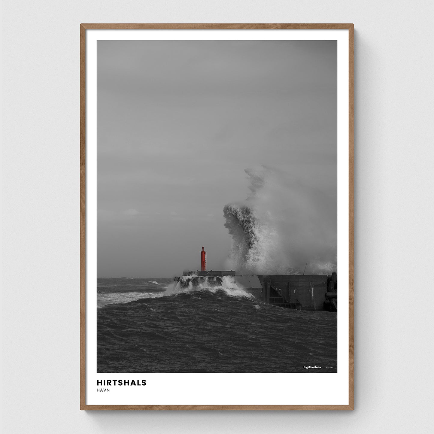 Bølger ved Hirtshals Havn