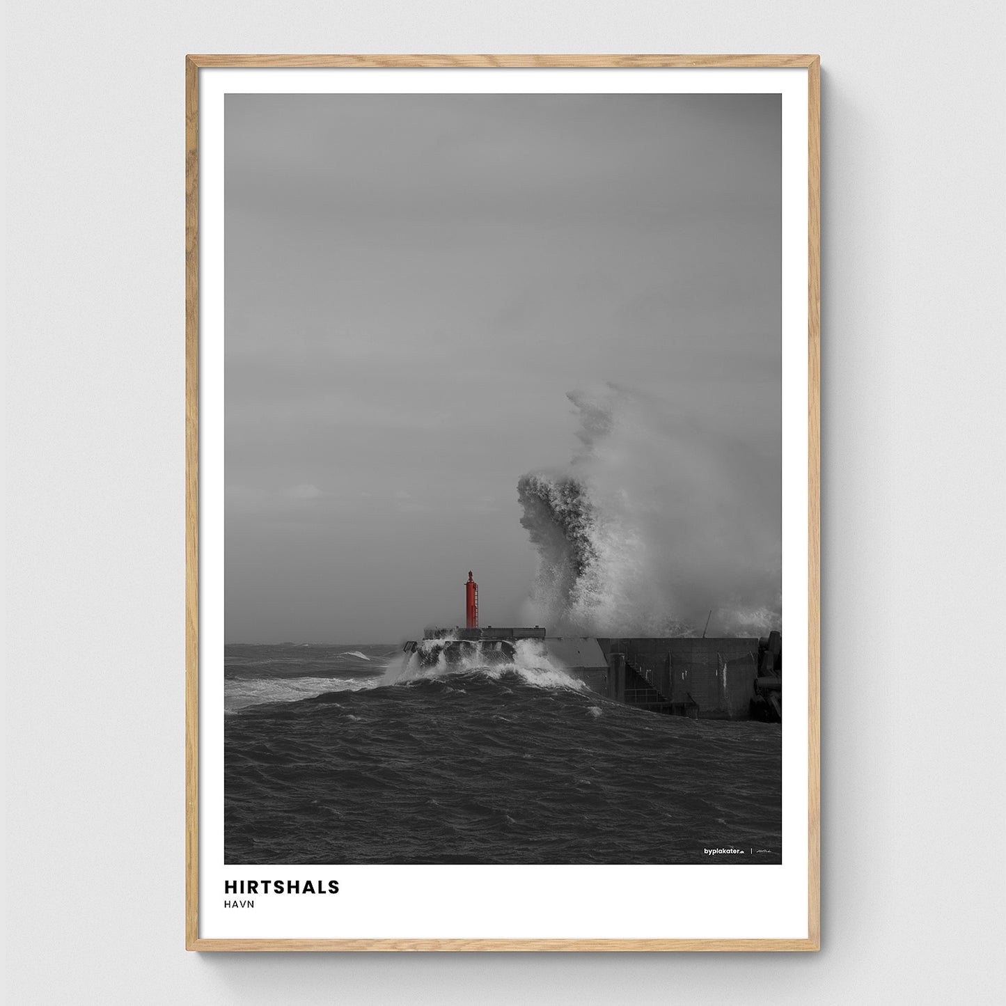 Bølger ved Hirtshals Havn