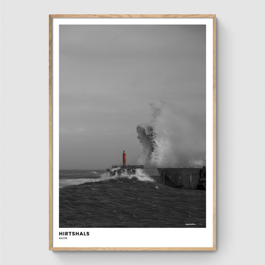 Bølger ved Hirtshals Havn