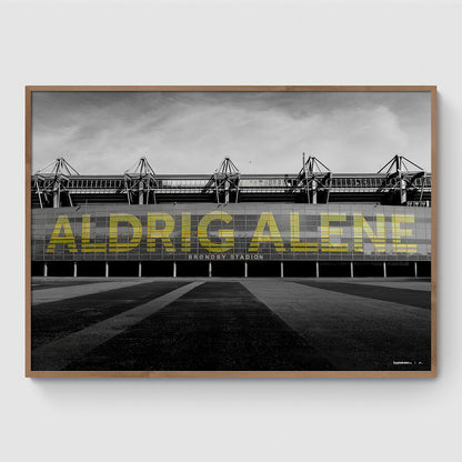 Brøndby Stadion (facade med teksten "Aldrig Alene") - Sort/Hvid
