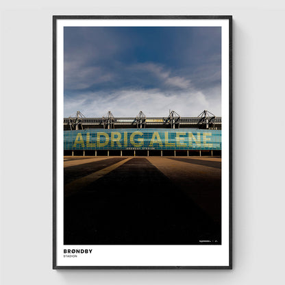 Brøndby Stadion (facade med teksten "Aldrig Alene") II