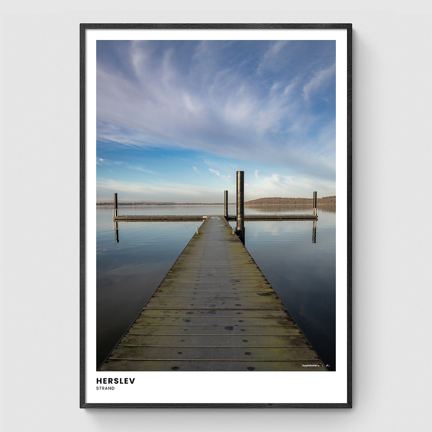 Stille vand ved badebroen II