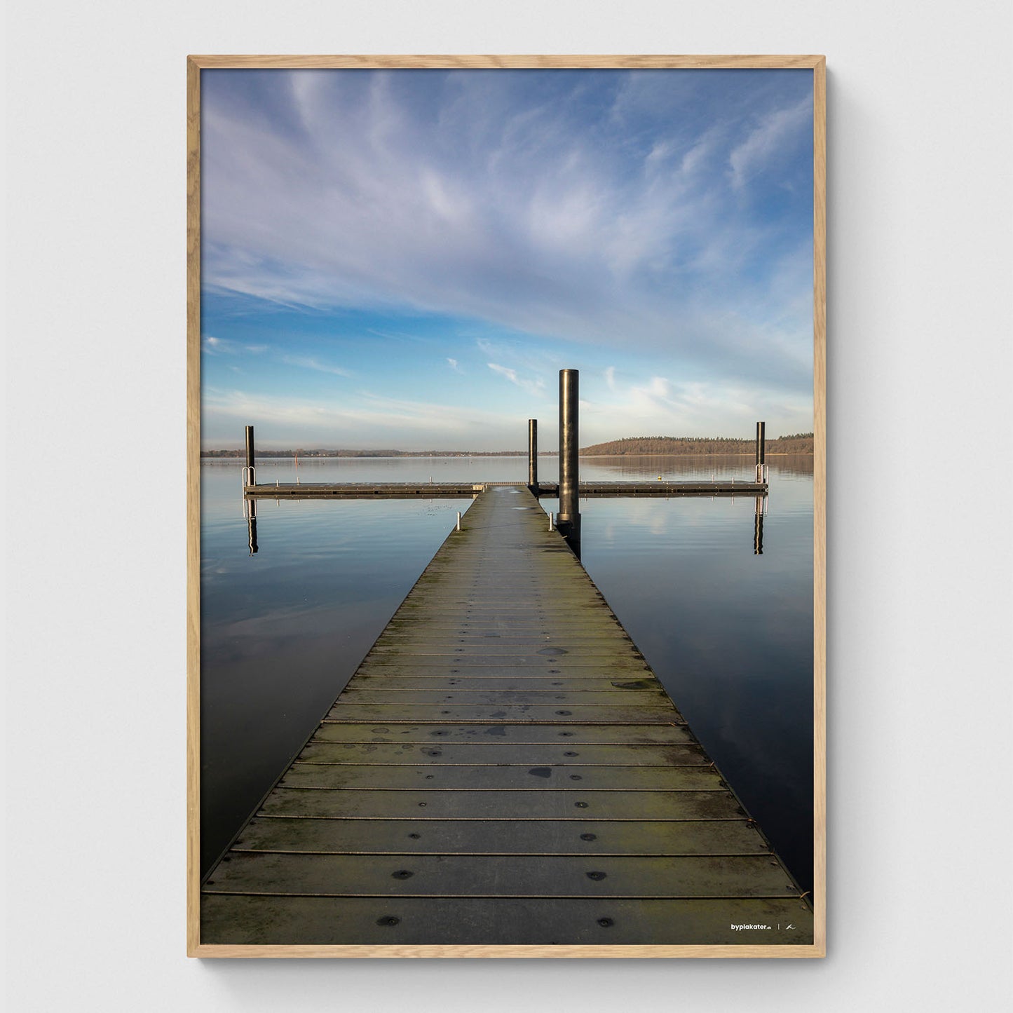 Stille vand ved badebroen II